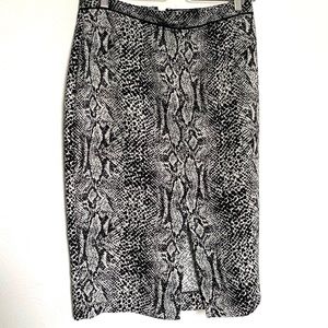 Target Who What Wear snake print pencil skirt